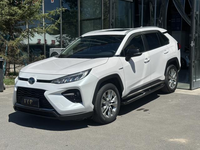 Toyota Weilan 2021, 2.5 л, вариатор (CVT), полный, пробег 68 000 км — авто из Китая с пробегом