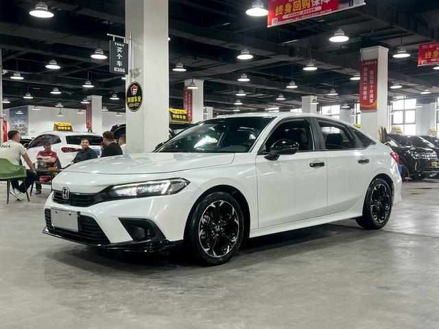 Honda Civic 2022, 1.5 л турбо, вариатор (CVT), передний, пробег 44 000 км — авто из Китая с пробегом