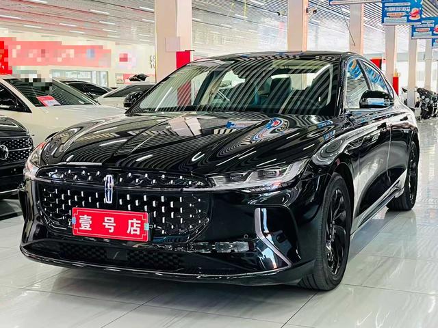 Lincoln Z 2024, 2 л турбо, автомат, передний, пробег 37 300 км — авто из Китая с пробегом