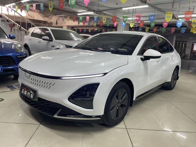 Wuling Xingguang 2024, 1.5 л, вариатор (CVT), передний, пробег 110 000 км — авто из Китая с пробегом