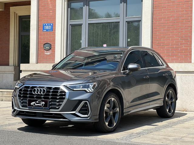 Audi Q3 2022, 1.4 л турбо, робот (DCT), передний, пробег 56 000 км — авто из Китая с пробегом