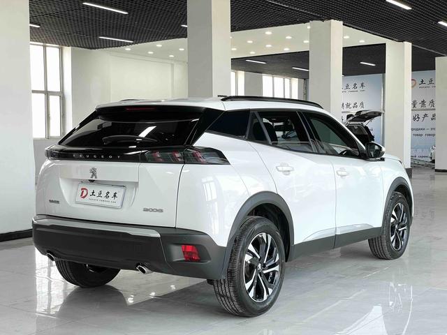 Peugeot 2008 2022, фото 6