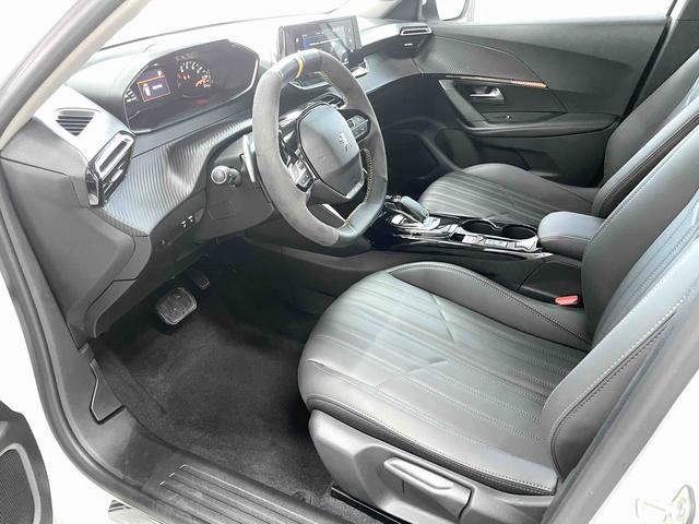 Peugeot 2008 2022, фото 7