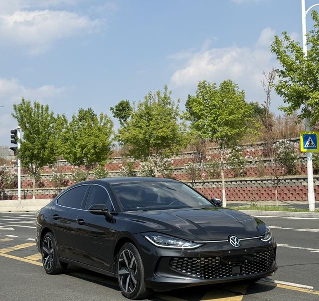 Volkswagen Lingdu 2022, фото 3