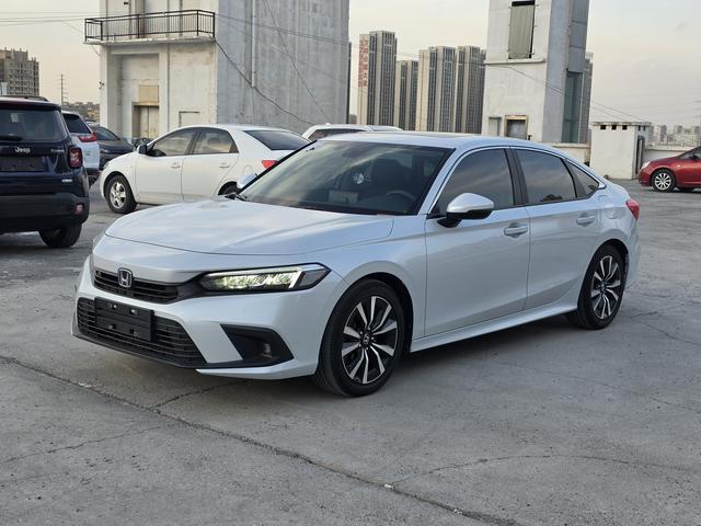Honda Civic 2022, 2 л, вариатор (CVT), передний, пробег 61 000 км — авто из Китая с пробегом