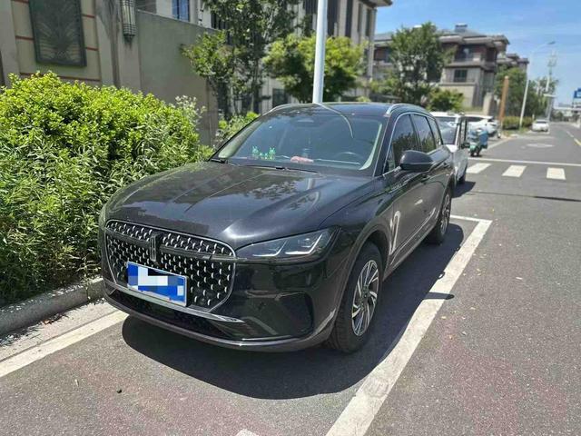 Lincoln Aviator 2023, 2 л турбо, автомат, передний, пробег 27 000 км — авто из Китая с пробегом