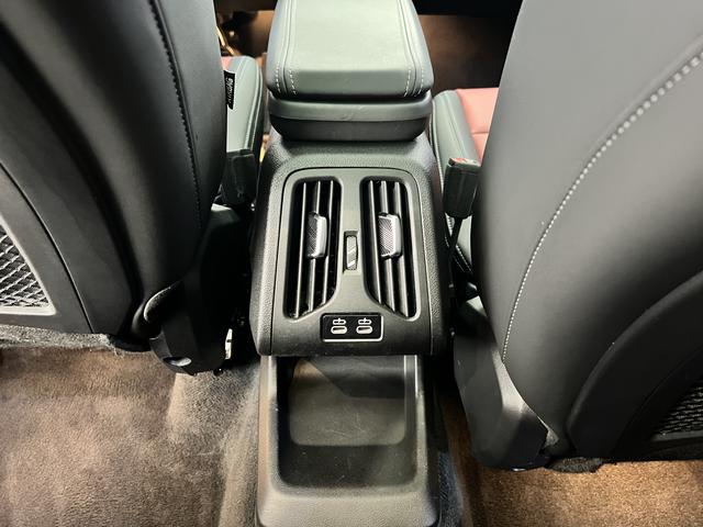 BMW X1 2023, фото 11