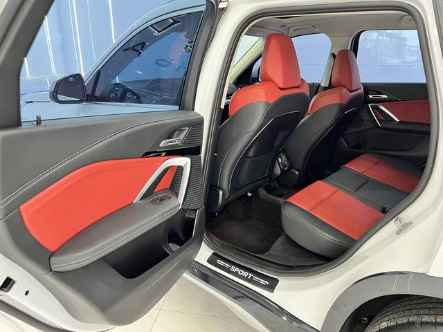 BMW X1 2023, фото 12