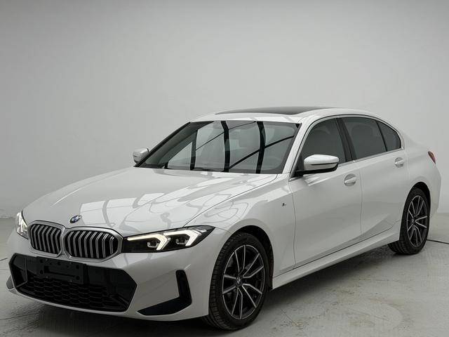 BMW 3 2023, 2 л турбо, автомат, задний, пробег 14 000 км — авто из Китая с пробегом