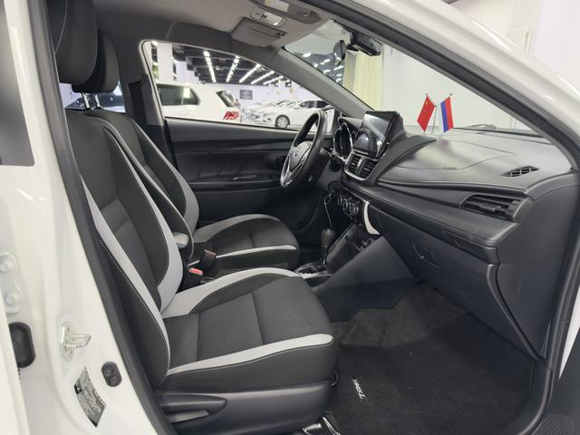 Toyota Yaris 2022, фото 11