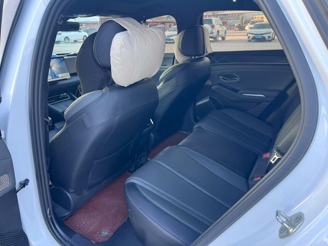 BYD Qin L DM 2025, фото 6