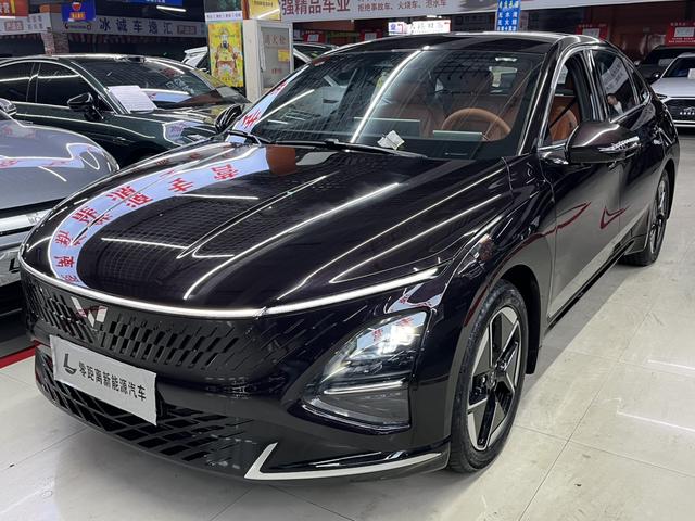 Wuling Xingguang 2025, 1.5 л, вариатор (CVT), передний, пробег 1 000 км — авто из Китая с пробегом