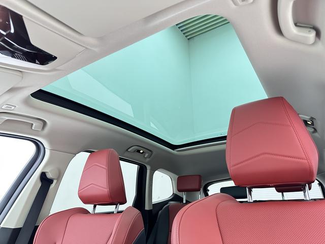 BMW X1 2023, фото 14
