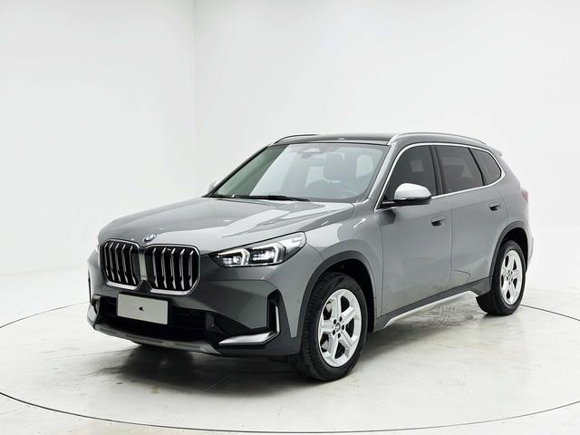 BMW X1 2023, 1.5 л турбо, робот (DCT), передний, пробег 41 700 км — авто из Китая с пробегом