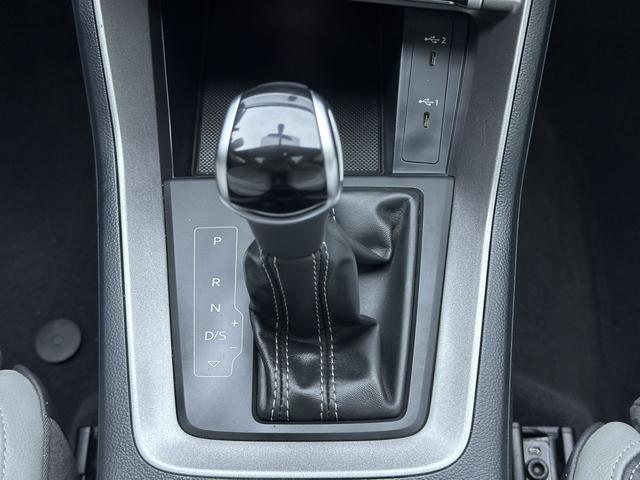 Audi Q3 2022, фото 16