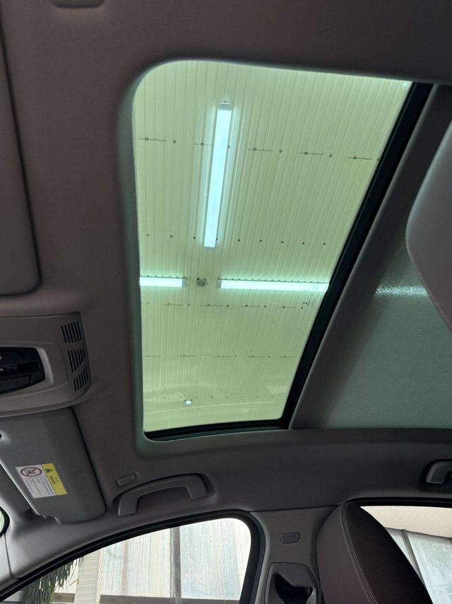 BMW 1 Series 2021, фото 15