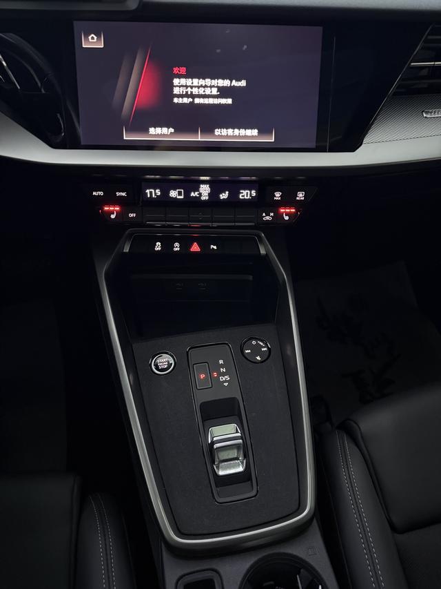 Audi A3 2021, фото 16