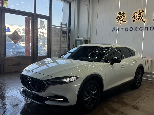 Mazda CX-4 2021, 2 л, автомат, передний, пробег 27 000 км — авто из Китая с пробегом