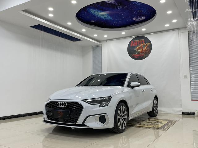 Audi A3 2022, 1.4 л турбо, робот (DCT), передний, пробег 38 000 км — авто из Китая с пробегом