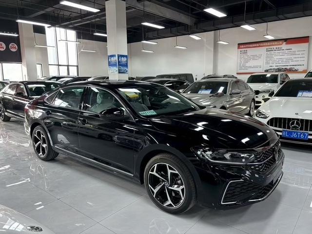 Volkswagen Passat 2026, фото 3