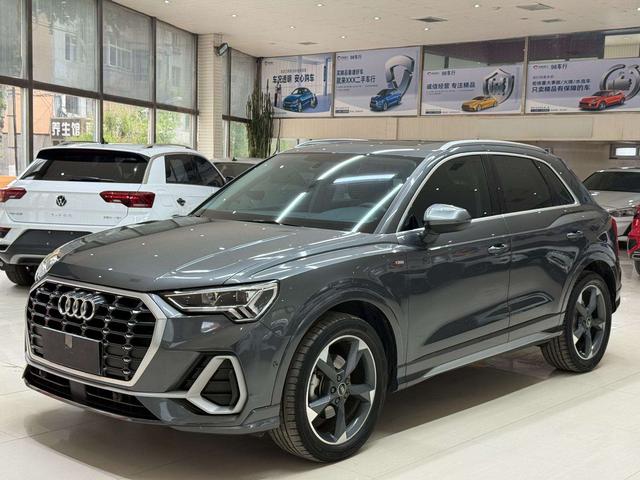 Audi Q3 2023, 1.4 л турбо, робот (DCT), передний, пробег 35 000 км — авто из Китая с пробегом