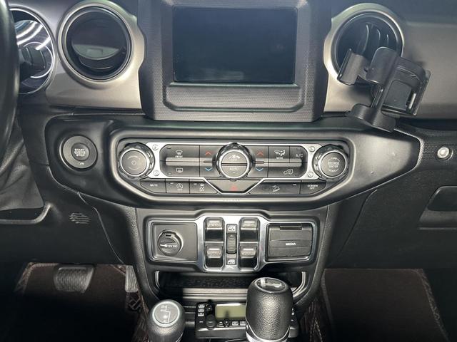 Jeep Wrangler 2021, фото 7