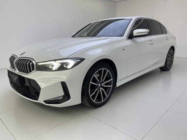 BMW 3 2023, 2 л турбо, автомат, задний, пробег 30 000 км — авто из Китая с пробегом