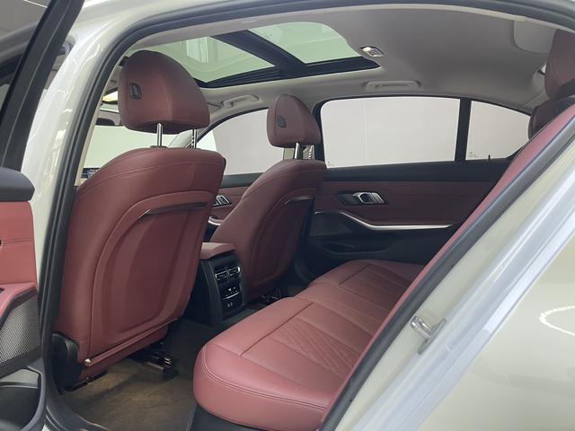 BMW 3 2023, фото 8