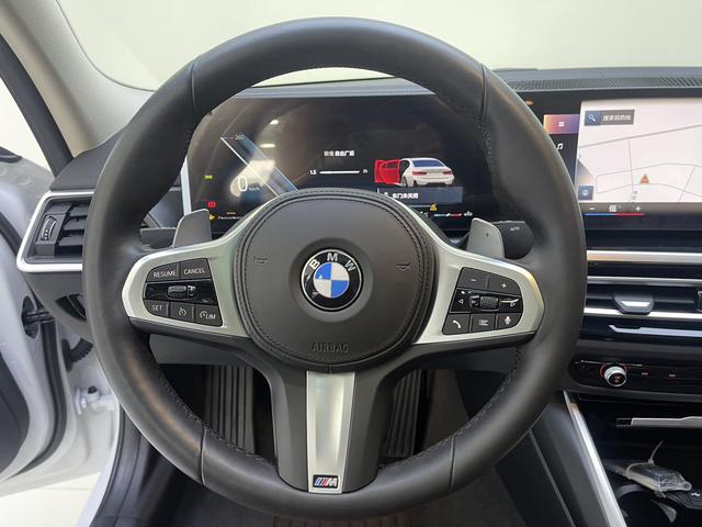 BMW 3 2023, фото 11