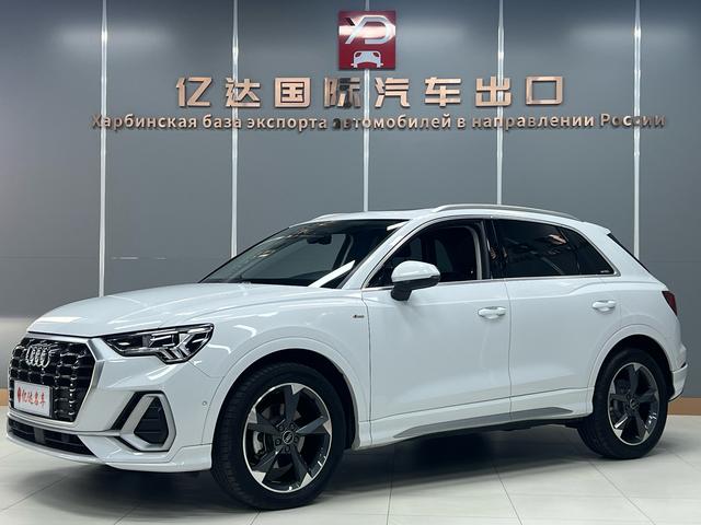 Audi Q3 2022, 1.4 л турбо, робот (DCT), передний, пробег 19 000 км — авто из Китая с пробегом
