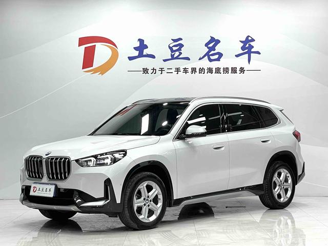 BMW X1 2023, 1.5 л турбо, робот (DCT), передний, пробег 29 200 км — авто из Китая с пробегом