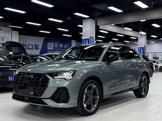 Audi Q3 2022, 1.4 л турбо, робот (DCT), передний, пробег 11 000 км — авто из Китая с пробегом