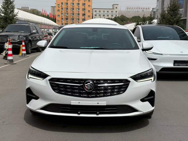 Buick Regal 2022, фото 2