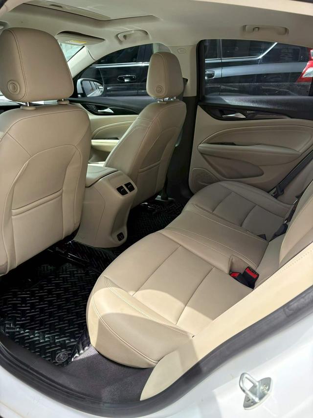 Buick Regal 2022, фото 4