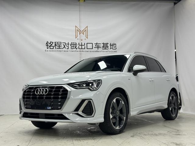 Audi Q3 2022, 1.4 л турбо, 7-ступенчатая двойное сцепление, Передний привод, пробег 36 000 км — авто из Китая с пробегом