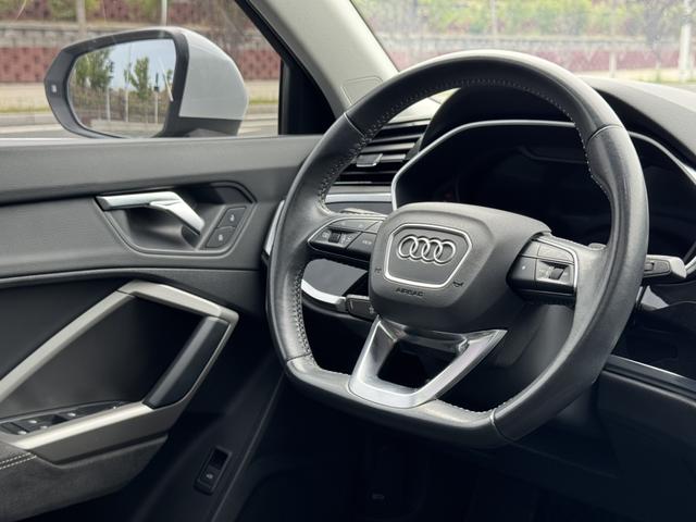 Audi Q3 2022, фото 14