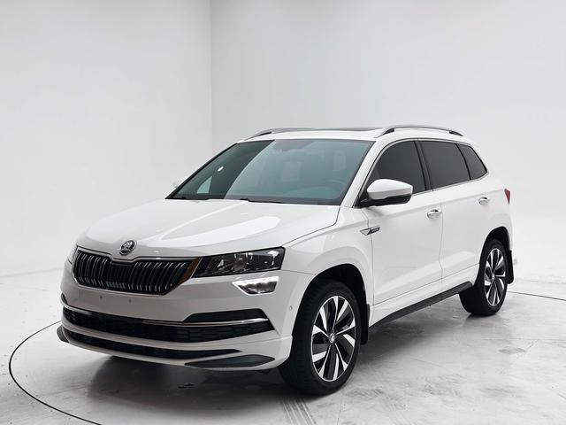 Skoda Karoq 2022, 1.4 л турбо, робот (DCT), передний, пробег 46 700 км — авто из Китая с пробегом