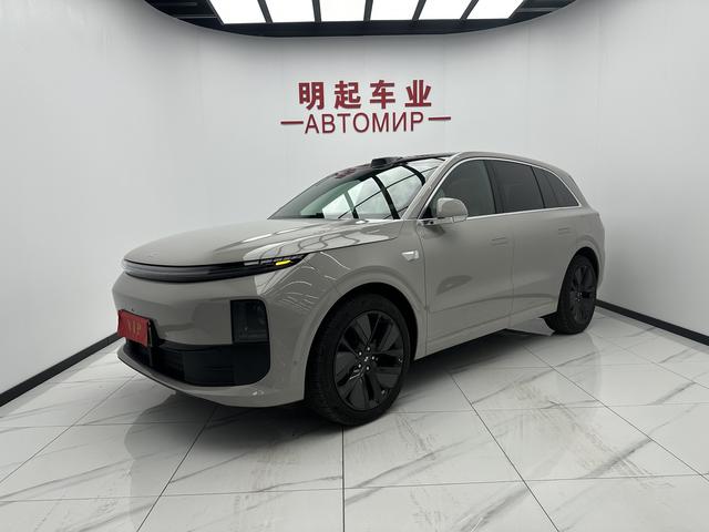 Li Auto L6 2025, 1.5 л турбо, электропривод, полный, пробег 14 000 км — авто из Китая с пробегом