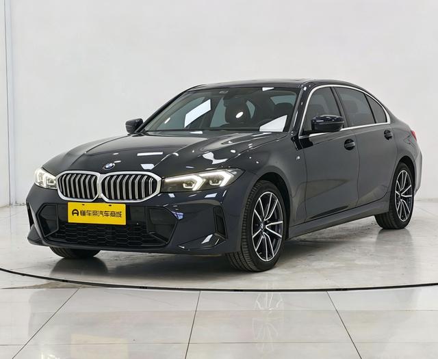 BMW 3 2023, 2 л турбо, автомат, задний, пробег 34 400 км — авто из Китая с пробегом