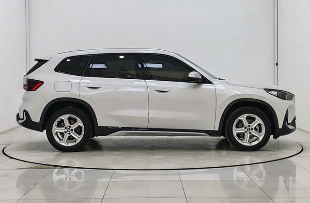 BMW X1 2023, фото 8