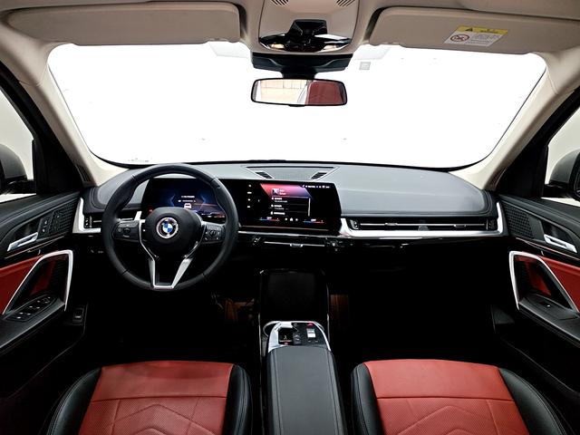 BMW X1 2023, фото 9