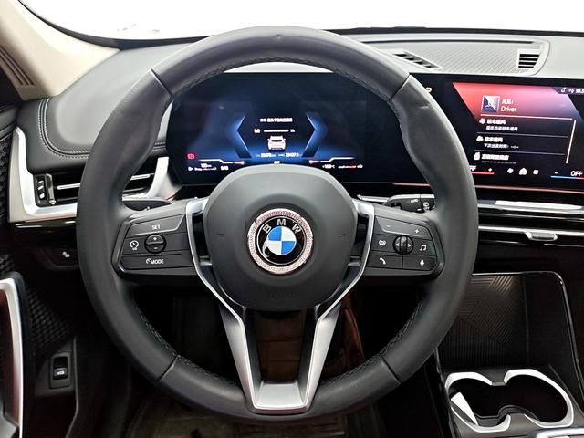 BMW X1 2023, фото 11