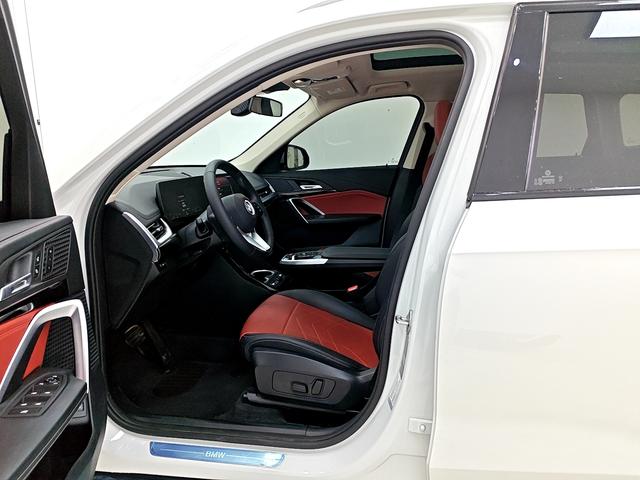 BMW X1 2023, фото 12