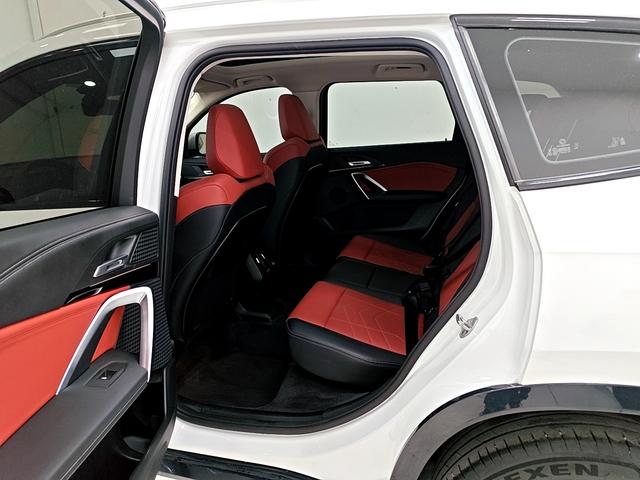 BMW X1 2023, фото 13