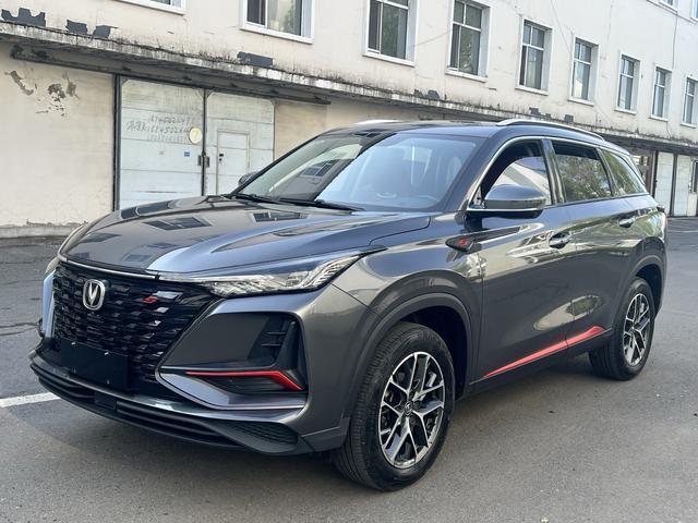 Changan CS75 PLUS 2022, 1.5 л турбо, автомат, передний, пробег 20 000 км — авто из Китая с пробегом