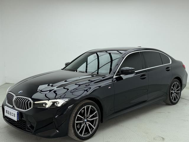 BMW 3 2023, 2 л турбо, автомат, задний, пробег 30 000 км — авто из Китая с пробегом