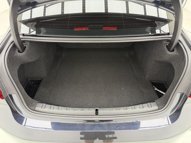 BMW 3 2023, фото 15
