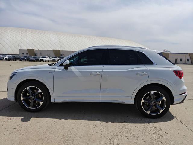 Audi Q3 2022, фото 7