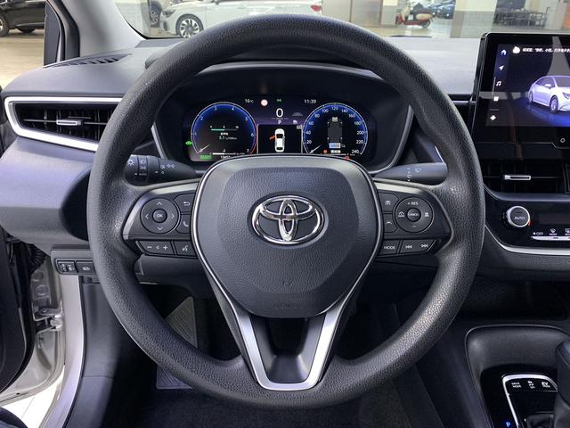 Toyota Corolla 2023, фото 6