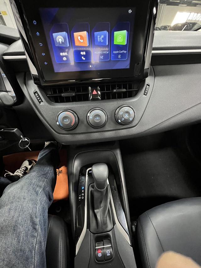 Toyota Corolla 2023, фото 17